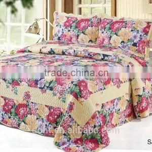 Booming Floral Patchwork Quits thumbnail-1