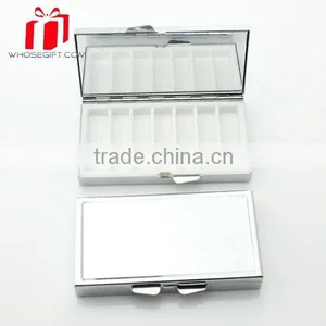 The Best Selling New Design Fashion Round Weekly Mini Metal Pill Box thumbnail-1