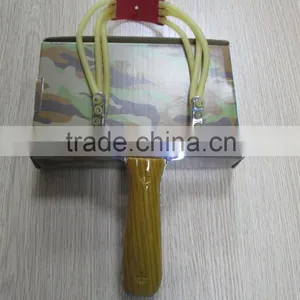 High Quality Slingshot Wooden Handle Catapult thumbnail-1