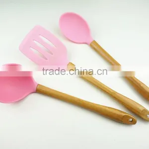 32016 Kitchen Utensils 3pcs Silicone Tools With Bamboo Handle thumbnail-2