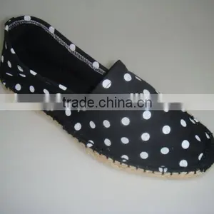 2016 China Shoe Factory Cheap Price Wholesale Women Fashion Espadrilles thumbnail-2