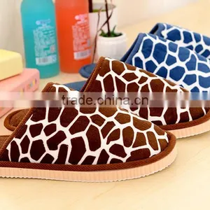 New 2015 Fashion Stone Pattern Soft Outsole Indoor Men and Women Winter Slippers thumbnail-3