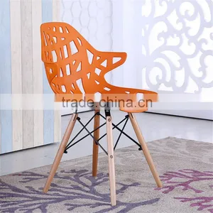 Villain Modeling Plastic Arm Chair Wooden Legs Modern Hollow Plastic Leisure Dinning Chair thumbnail-5