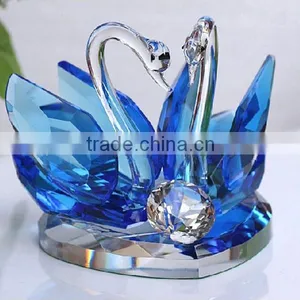 Beautiful 3d Crystal Swan With Diamond Base for Wedding Favour and Love Gift thumbnail-1