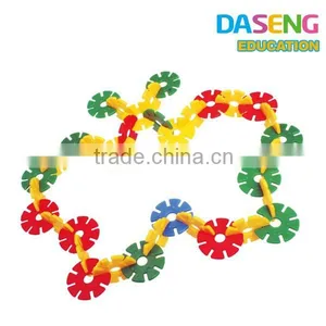 2015 High Quality Kids Top Selling Educational Snowflake Bricks Toy thumbnail-1