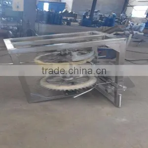 Professional Poultry Slaughterhosue Equipment Head Remove Machine For Chicken Abattoir Plant thumbnail-1