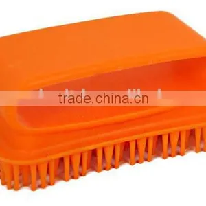 Silicone Rubber Pet Brush Dog Cat Sheep Pig Bath Groom Brush thumbnail-2