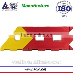 China ISO Suppliers Road Secutiry Traffic PE Manual Parking Barrier thumbnail-1