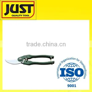 Pruning Shears Made in China thumbnail-1