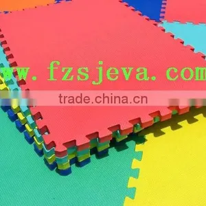 Interlocking Floor Mat thumbnail-1