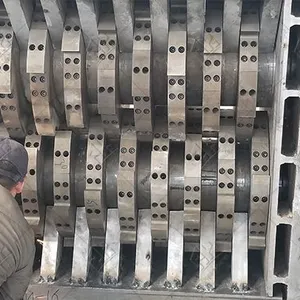 Complete Tire Recycling Line Heavy Duty Wire Tire Shredder thumbnail-5