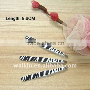 Fashionable Eyebrow Tweezer With Zebra Pattern thumbnail-1