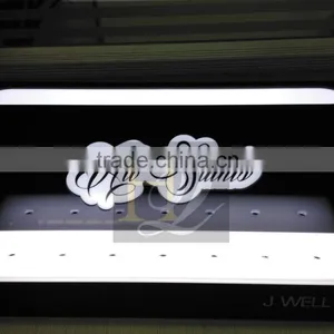 2016 New Style Illuminated Makeup Arylic Display Rack LED Acrylic Display Stand thumbnail-2