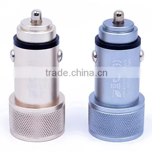 Dual USB Car Charger thumbnail-3