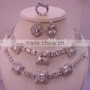 Rhodium Plated 4pcs Fashion Artificial Jewellery Set thumbnail-1
