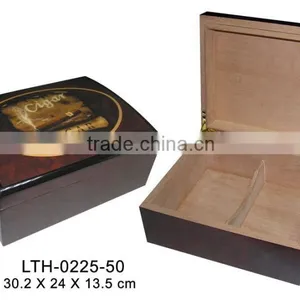 Wooden Havana Cigar Box thumbnail-2