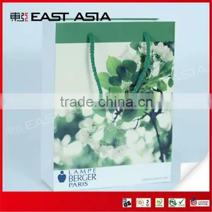 Glossy Flowery Paper Bags for Cosmetics Packing thumbnail-1