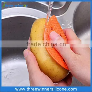 High Quality Vegetables And Fruits Silicone Cleaning Brush thumbnail-1