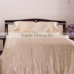 Silk Comforter thumbnail-1