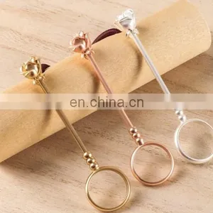High Quality Cigarette Hand Holder for Lady Cigarette Holder Rings Women Finger Smoking Ring thumbnail-3
