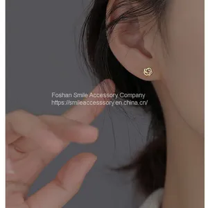 Rose Earrings thumbnail-2