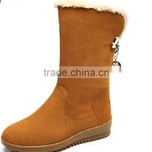 Classic Short 5825 Chestnut Australia Lady's Sheepskin Snow Boots thumbnail-1