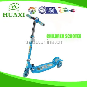 Three Wheel Swing Scooter Snake Material thumbnail-1