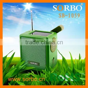 Solar-powered & Dynamo Hand-crank Mini fm am Radio thumbnail-6