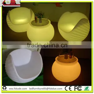 Rechargreable Multicolors Changing PE Plastic LED Ball for Pools and Garden thumbnail-6