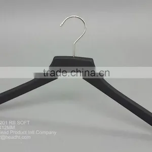 Our HEAD Luxury Wood Hanger With Big Shoulder and Cover Velvet for Anti-slip thumbnail-3