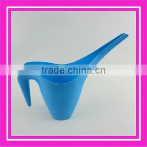 Garden Plastic Watering Can & Watering Pot thumbnail-1