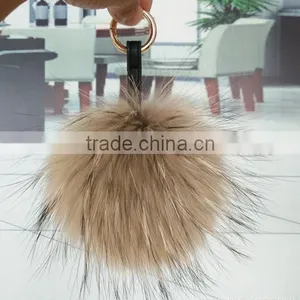 Wholesale Raccoon Fur Pom Poms thumbnail-1