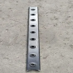 Anti-slip Perforated Mesh Pattern Plate, With Alligator Mouth Holes, Suitable for Pedestrian Walkways, Cutting and Bending Services Available thumbnail-4