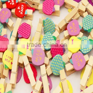 Apple Shape Wooden Clip With Decoration Wooden Door Hangers thumbnail-5
