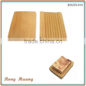 Nice Wooden Soap Holder thumbnail-1