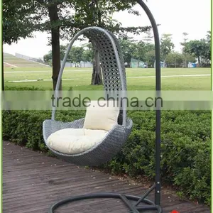 Wholesale China Manufacture Cheap Modern Wicker Rattan Outdoor Garden Hanging Bed thumbnail-1