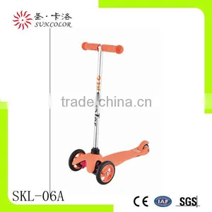 Maxi Micro Scooter Plastic Body Parts Steering Stability Top Selling thumbnail-1