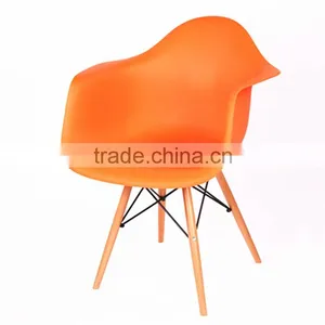 Woodlegs Plastic Dining Arm Chair thumbnail-6