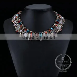 High Quality Vintage Colorful Rhinestone Chunky Statement Necklace Tin Alloy Fashion Women Pendant Necklace 6390053 thumbnail-2
