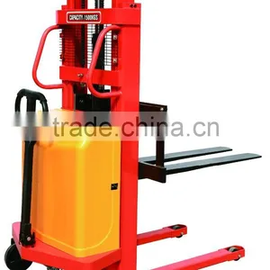 Hot Sale 1.0/2.0 Tons Semi Electric Trucks for Sale thumbnail-1