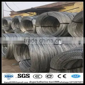 Hot Dipped Galvanized Concertina Razor Barb Wire With Sharp Blade for High Security thumbnail-6