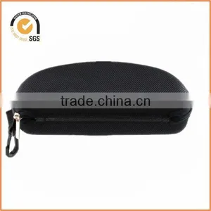CQ-6970 Hot Sales Protective Case Glass Display Case With the Handle thumbnail-1