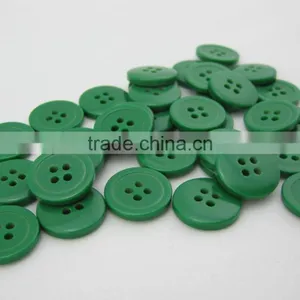 Hot Sale Fashion Round 4 Hole Plastic Button for Garments thumbnail-4
