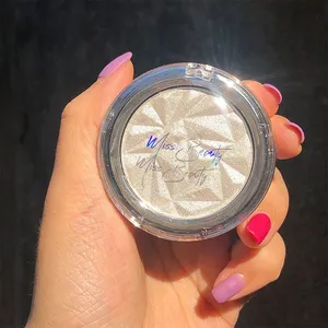 MISS BEAUTY Monochrome High-Gloss Compact Powder thumbnail-1