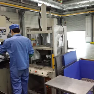 Shanghai Zhuen ZHUEN 20T Trimming Press thumbnail-2
