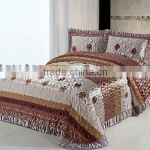 3 Pcs Gorgeous Jaquard Flower Quilt Bed Set In Coffee Color thumbnail-1
