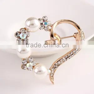 Fashion Designs Heart Shape Rhinestone Brooch Pin With Pearls,Brooches And Pins For Wedding Bouquet,Crystal Wedding Brooch Quality Choice thumbnail-4