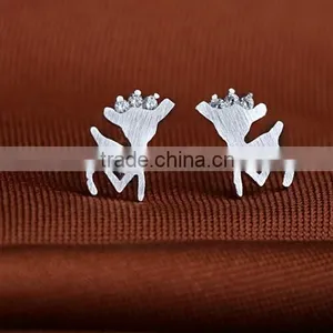 Fashion Lovely White Sika Deer Stud Earrings Christmas Gift thumbnail-1