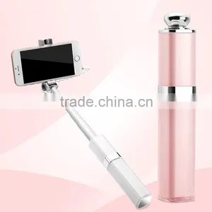 2016 New Wholesale Mini Automated Selfie Stick Lip Gloss Selfie Stick With Cable for Iphone and Android Smart Phone thumbnail-1