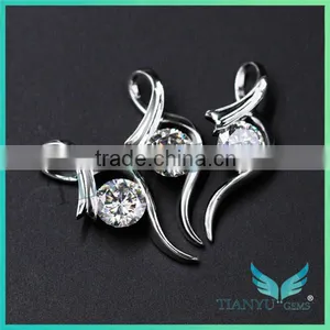 14K Gold 1 Carat White Round Billiant Cut Moissanite Diamond Pendants Charms for Necklaces Jewellery thumbnail-5